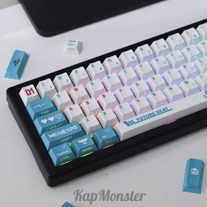 Japanese Style Hatsune Miku 130 PCS Cherry Profile Anime Keycap Set For Mechanical Keyboard｜Gift for Him|Custom Keycaps |Keycaps ONLY
