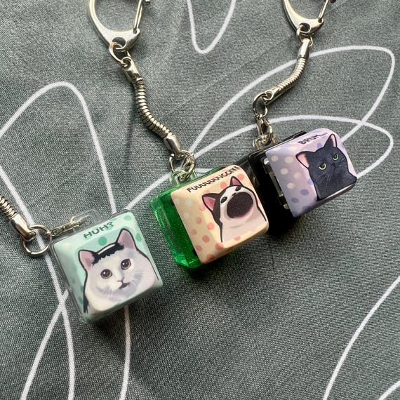 Meme Cats Keycap Keychain