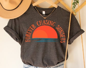 Forever Chasing Sunsets Shirt, Aesthetic Summer T-shirt, Trendy Beach Shirt, Summer Vacation Tee, Sunset Shirt, Wavy Summer Tee, Sunset Love