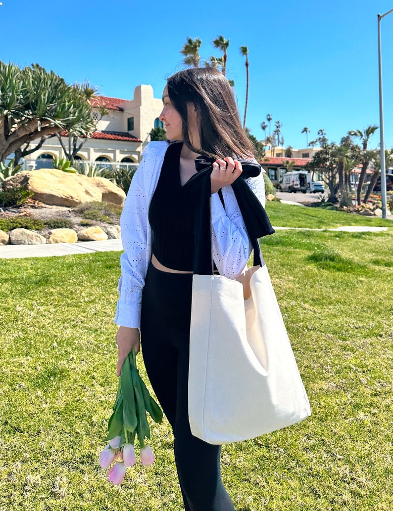 A bag with a bow. Velvet bag. Cotton bag. The bag is for her. Bag. Casual Bag image 3