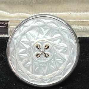 Real Antique Button 925 Sterling Silver Statement Ring Size 7 3/4