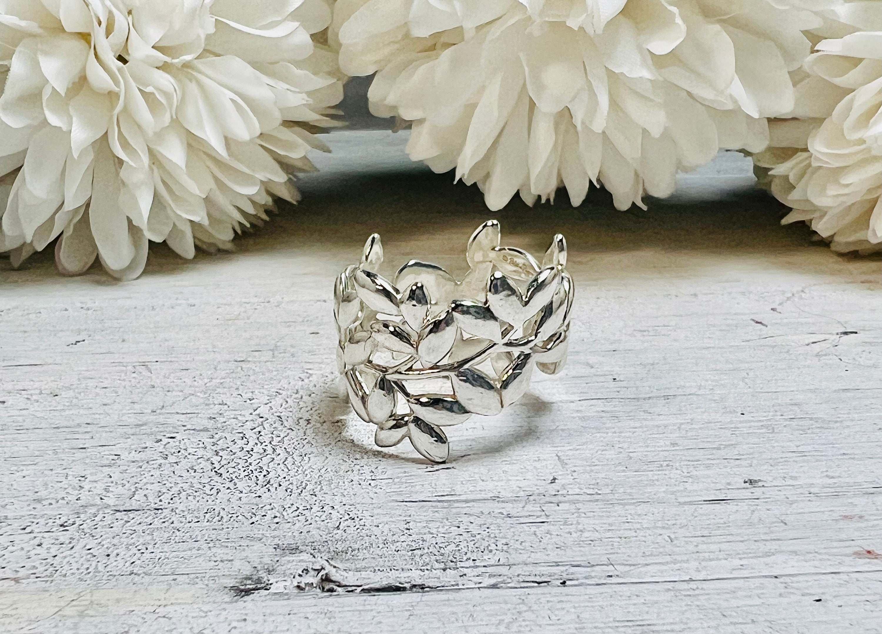 Tiffany and Co Silver 925 Olive Leaves Band by Paloma Picasso Size