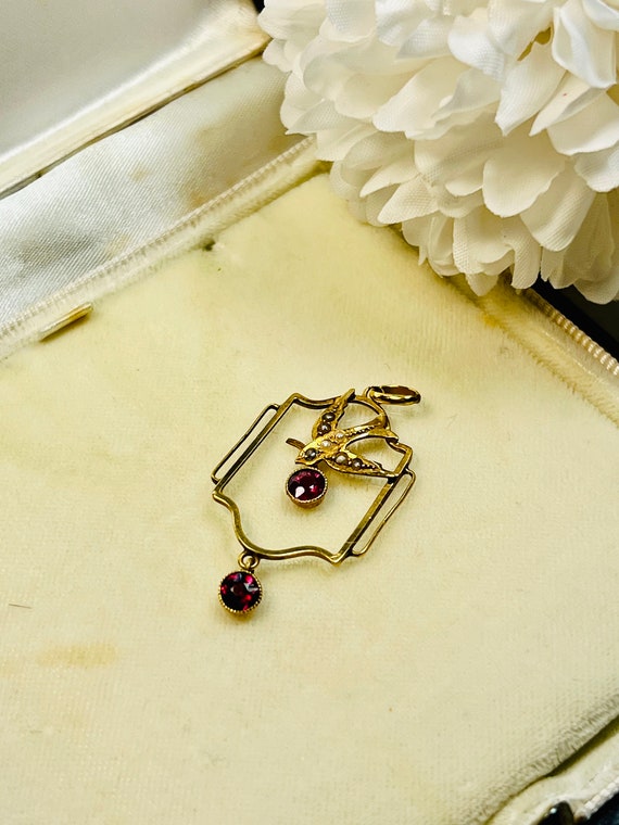 Antique Art Deco Pearl and Garnet Swallow 9K Yello