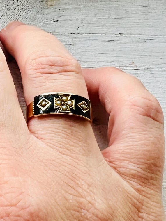 Antique Victorian Memorial Mourning 9K Gold Ring Band British 1887 Size 6 1/4
