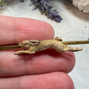Vintage 9K Gold Bunny Rabbit Hare Brooch Pin