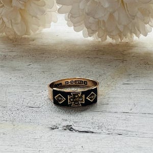 Antique Victorian Memorial Mourning 9K Gold Ring Band British 1887 Size 6 1/4 image 5
