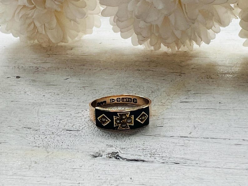 Antique Victorian Memorial Mourning 9K Gold Ring Band British 1887 Size 6 1/4 image 5