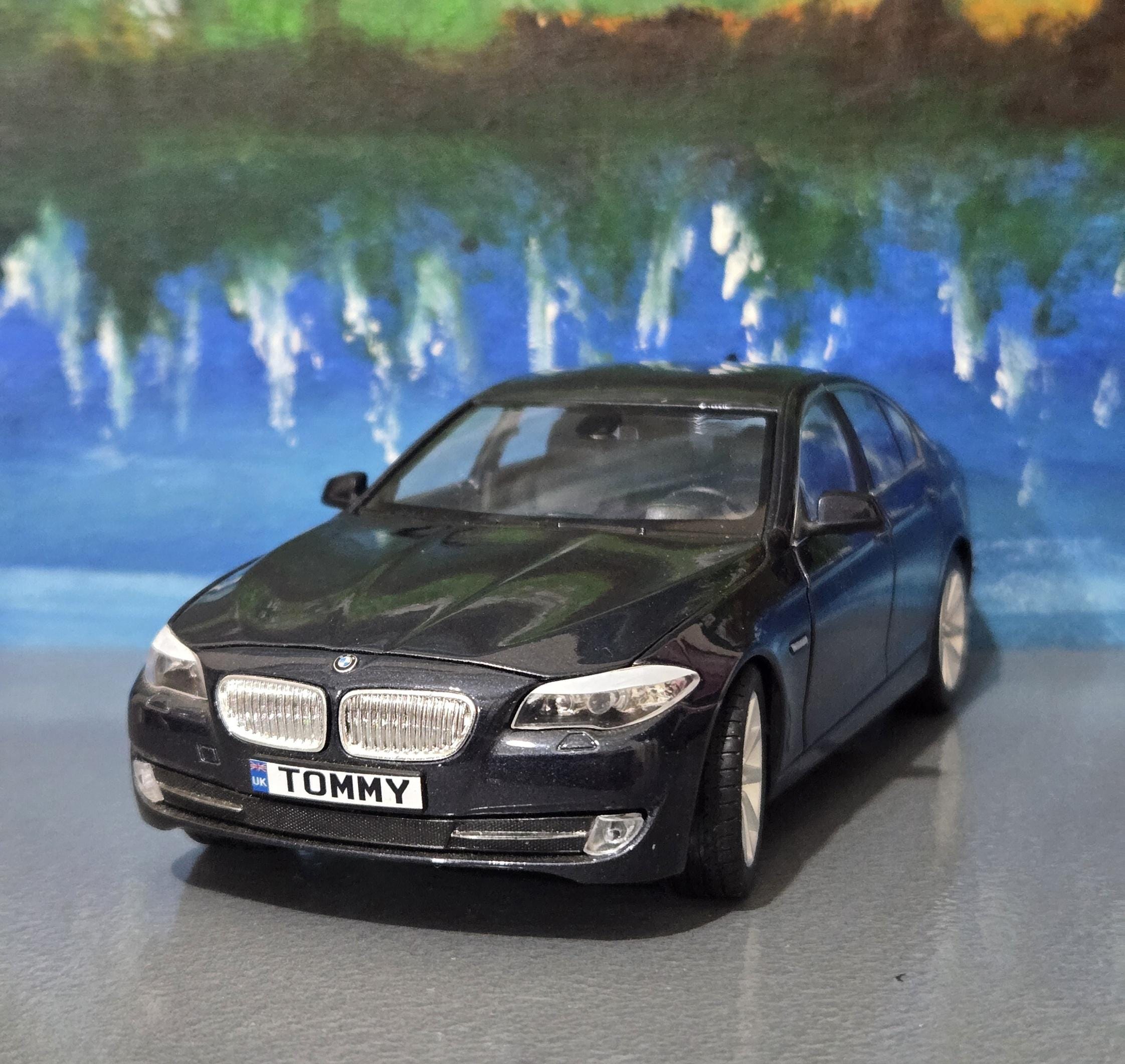 Personalized Name BMW 5 Series - 535i (F10) – Blue 1:24 Scale