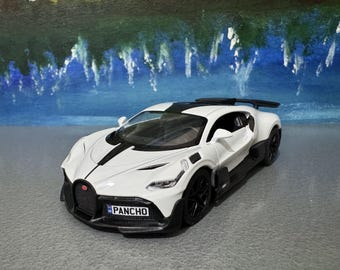 PERSONALIZED NAME Licensed Bugatti Divo 1:36 Diecast Car Model – White/Black – Collectible Toy Gift for Kids, Boys, Girls – Gift Sleeve