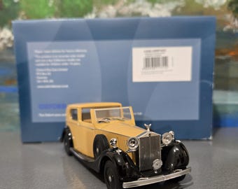 Personalized Plates Rolls Royce Phantom 3 SdV HJ Mulliner Fawn Oxford Diecast Model – Gift for Dad, Mom, Husband, Wife, Sister, Grandad