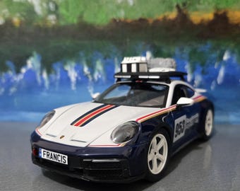Personalisierter Name Porsche 911 DAKAR Maßstab 1:24 Modell Diecast Auto Spielzeug | Bburago Lizensiert