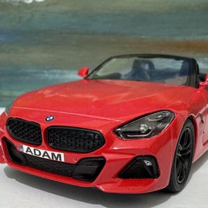 PLACAS PERSONALIZADAS BMW Z4 M40i Vermelho Modelo de Carro de Brinquedo menino menina pai mãe tio marido esposa avô irmão Páscoa presente de aniversário presente Mangas