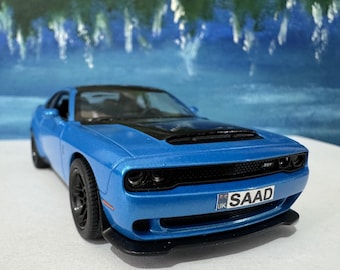 Personalisiertes / benutzerdefiniertes Namensschild für Dodge Challenger SRT Demon 170, 1:40 Diecast Model Car Geschenk für Männer, Vater, Autoliebhaber