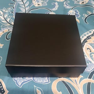 Luxus Magnet Geschenkbox - Faltende Geschenkboxen für Geburtstag, Hochzeit 150X150X50MM Schwarz