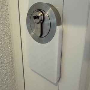 Uniwersalna płytka dystansowa Nuki do zamków Nuki Smart Locks 2, 3, 4 do okrągłej rozety 32 (bez BKS), 48, 50, 52, 54, 55, 56 lub niestandardowej