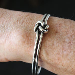 Adjustable Chunky Silver Bracelet, Simple Women or Men Silver Bangle, Silver Double Knotted Bangle, Birthday Gift, Unisex Bracelet