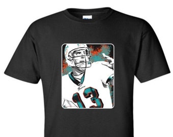 Dan Marino - Miami -- Classic Florida Football Adult Black Crew T-shirt - South Beach - T1