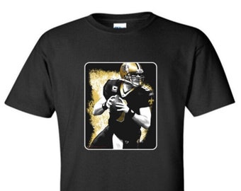 Drew Brees - New Orleans -- Classic Louisiana Football Adult Black Crew T-shirt - Bayou - T1