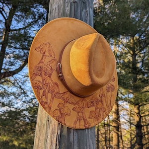 Mushroom Hat, Hand Burned Wide Brim Hat, Burnt Cowgirl Hat, Pyrography Hat, Woodland Hat, Burned Fedora Hat, Woodsy Gift, Fungi Gift