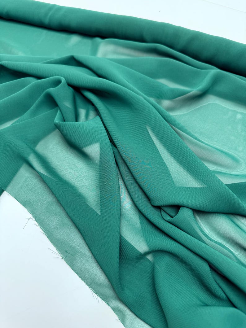 Grönt chiffongtyg på metervara Hunter Green Prisvärda tyger Brudchiffong Transparent Lätt Grönt chiffongtyg för klänningsslöjor Rosetter bild 7