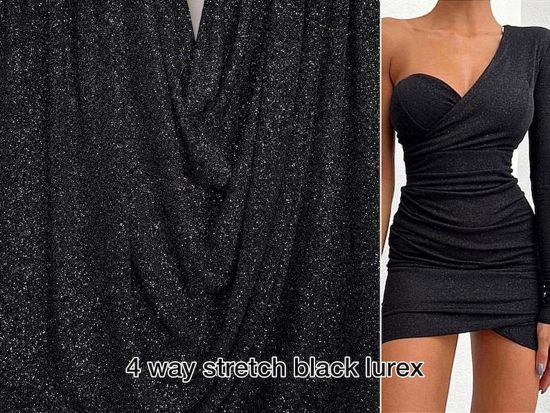 Pode incluir: Tecido preto de elasticidade com acabamento brilhante. O tecido &eacute; mostrado drapeado e tamb&eacute;m em um vestido de um ombro s&oacute;. O texto "4 way stretch black lurex" &eacute; vis&iacute;vel na imagem.