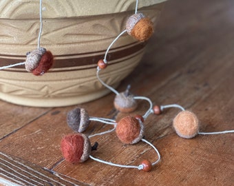 Felted wool acorn garland, rustic home decor, great for winter