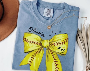 Camiseta de sóftbol con número personalizado Comfort Colors®, camiseta con lazo, camiseta personalizada de jugador de sóftbol, regalo para fanáticos del sóftbol, mamá deportista, día del juego