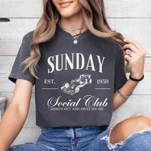 Sonntag Social Club Unisex Comfort Colors® Formel 1 Merch, Sonntags Racing Club Shirt, ästhetisches F1 T-Shirt, süßes Formel 1 T-Shirt