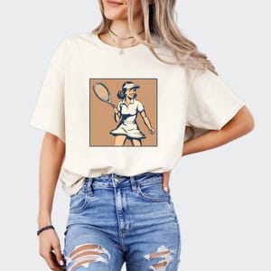 Tennis Player T-Shirt in Vintage 1940&#39;s Style, Retro Tennis Shirt, Tennis T-Shirt for Women, Tennis Gifts for Women, Cute Tennis Tee