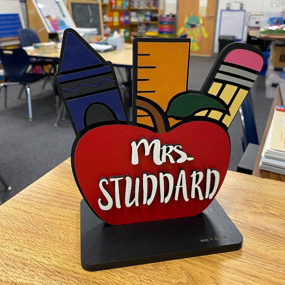 Personalized Teacher Name Plate, Personalized Desk Sign, 3D Teacher Name Sign, Teacher Appreciation, Red Apple Name Sign, Desk Decor