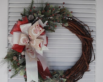 Christmas Wreath ǀ Farmhouse Christmas Wreath | Grapevine Wreath | Traditional Christmas Wreath | Snowman Wreath | Winter | Berries