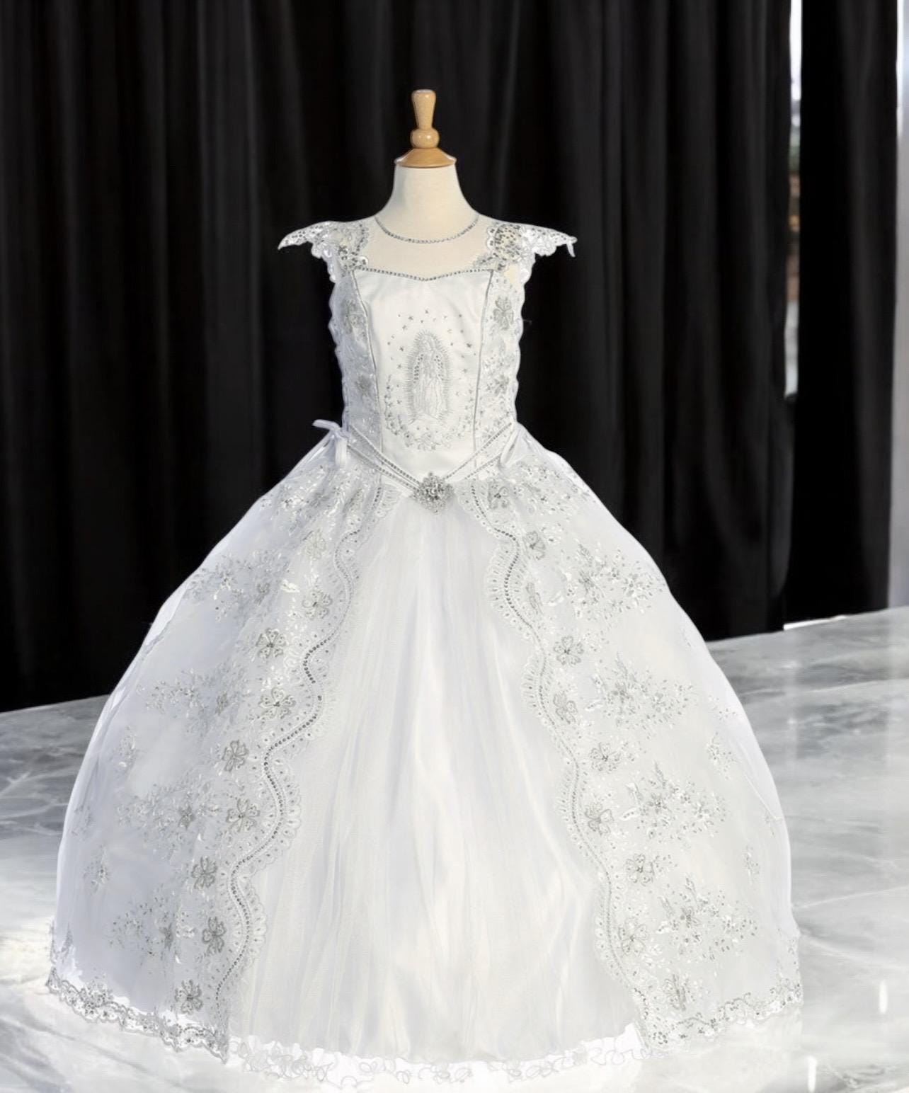 first communion dress with our lady of guadalupe embroidery Virgin Mary dresse whit cape include crown White vail event:Party