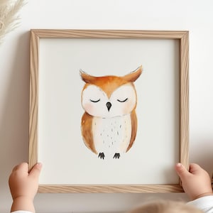 Adorable impresión de búho en acuarela: arte de pared para guardería con temática de bosque, ilustración minimalista de animales, descarga digital acogedora para una decoración inspirada en la naturaleza