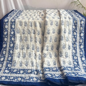 Handblock Gedruckte Baumwoll Quilt: Jaipuri Floral Tagesdecke