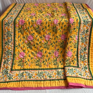 Hand Block Printed Cotton Quilt: Floral Jaipuri Queen Bedding