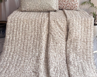 Hand Block Printed Cotton Quilt: Reversible Jaipuri Razai Bedding
