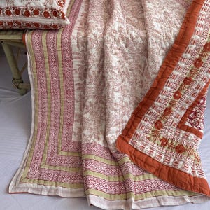 Hand Block Printed Jaipuri Cotton Quilt, Boho Floral Bedspread Comforter, Reversible Bedding Quilt, Quilted Coverlet, Queen Size Quilt, Gift