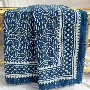 Indische Baumwolle Boho Kantha Quilt, Blumendruck Queen Cotton Kantha Quilt werfen, Sommer werfen Decke, gesteppte Tagesdecke Sommer Quilt, Geschenk