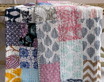 Edredón Kantha con estampado a mano: Manta de algodón floral vintage