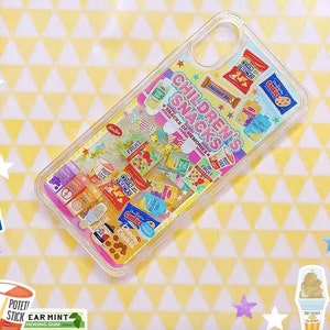Estuche para iPhone 16, 15, 14, 13, 12 Pro Plus Max con purpurina líquida, dinámica y linda con diseño de arenas movedizas holográficas de Snack Supermarket