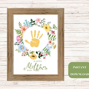 mothers day craft from kids babys toddlers, handprint keepsake, footprint personalized card, newborn craft gift for mom mothers day diy card