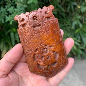 Vintage Yellow Jade Pendant,Jadeite Token Amulet Pendant for Men,Hand-held ornament Fengshui Jade Plate Carved Pendant，Charm Amulet Talisman