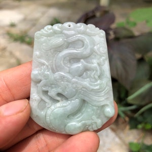 High Quaity Natural Green Jade Emerald Dragon Pendant, Crystal Dragon Necklace Hand-Carved Lucky Amulet, Carved Dragon Lucky Pendant for men