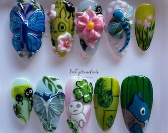 Einzigartiges kundenspezifisches Nagelset mit Studio Ghibli-inspirierten Designs, My Neighbor Totoro Press On Nails, Totoro Nails, Anime Nails, Cartoon Nails.