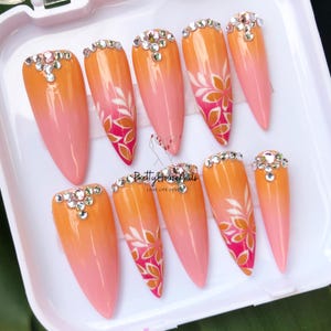 Swarovski Long Stiletto Press On Nails, Hand-painted Nails Set, Floral Glue On Nails, Trendy Nails, Acrylic Nails, Fake Nails, Nail Art.