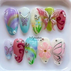 Butterfly Press On Nails, Hand Painted Pastel Flower Nail Art, Fairycore Spring Nails, Custom Cute Fake Nail for Gift, Cosplay, Gift for her