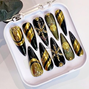 Special Day Press On Nails, Christmas Nails Sets, White Snowflake Lover Fake Nails, Look Fresh False Nails For Christmas Day, Gift for Mom.