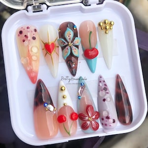 Brown nail Set, Flower French Tips Press On Nails, Custom Hand-painted Acrylic Nail, Cherry Nail, 3D Press On Nail, Ombre Nail Art, Gel Nail