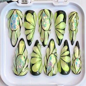 Feenflügel Lange Stiletto Drücken Sie auf die Nägel, Floral Handgemachte Gel Gefälschte Nägel für Geburtstagsfeier Party Urlaub, Frühlingsnägel, Verträumte Nägel Set.