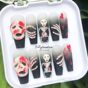 3D Sculpted Skull by Hand Press On Nails, Halloween Gothic Fake Nail, Black Matte Halloween Nail Set, Handmade Halloween Mysterious Nail Art